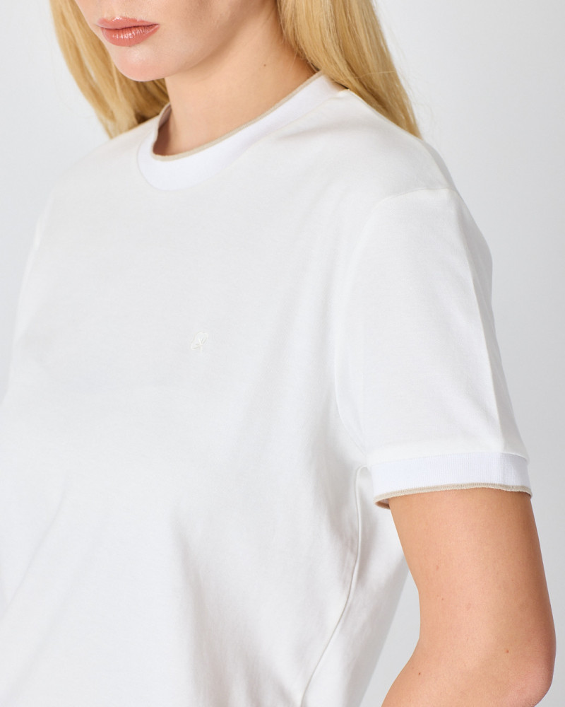 Camiseta Unisex con logo bordado al tono | Colección " I Wasn't here"