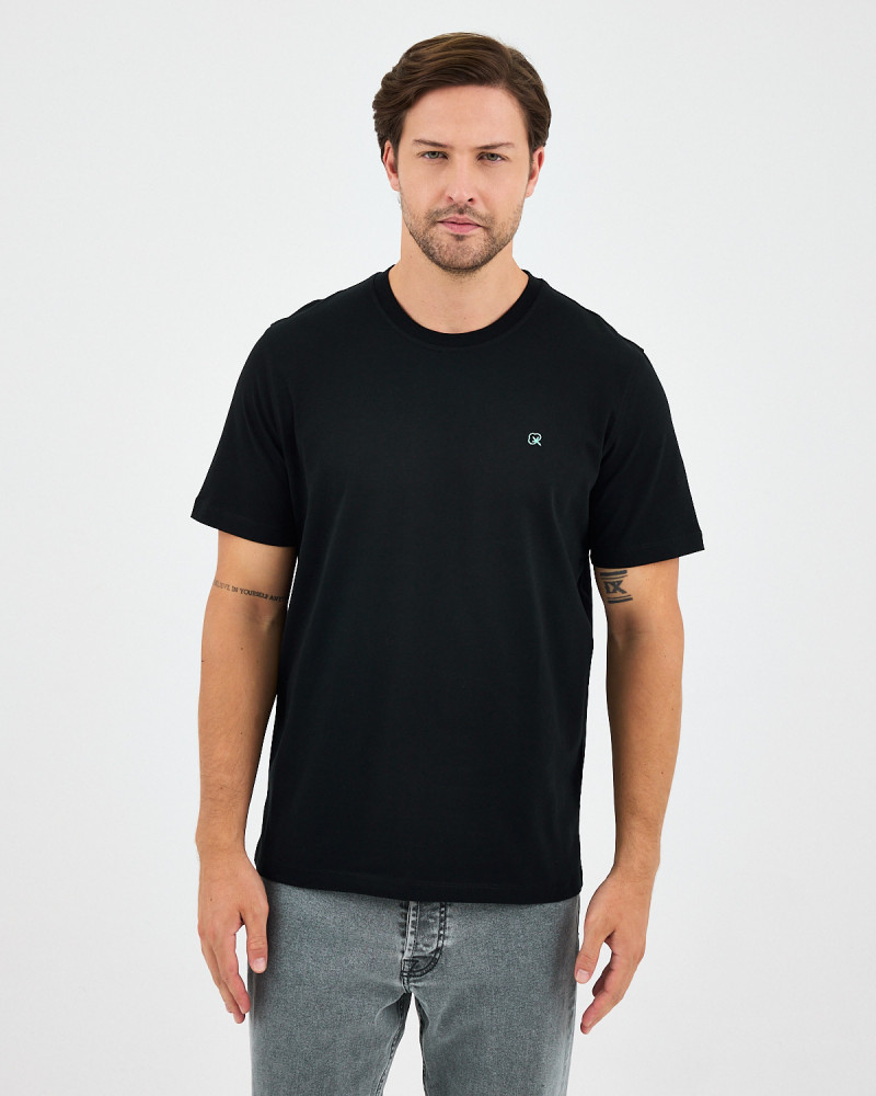 Unisex T-shirt with contrasting embroidered logo | “HERE I AM” Collection