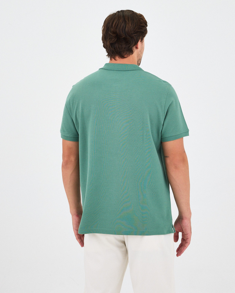 Polo Unisex con logo parche bordado | Colección "I AM A PATCH