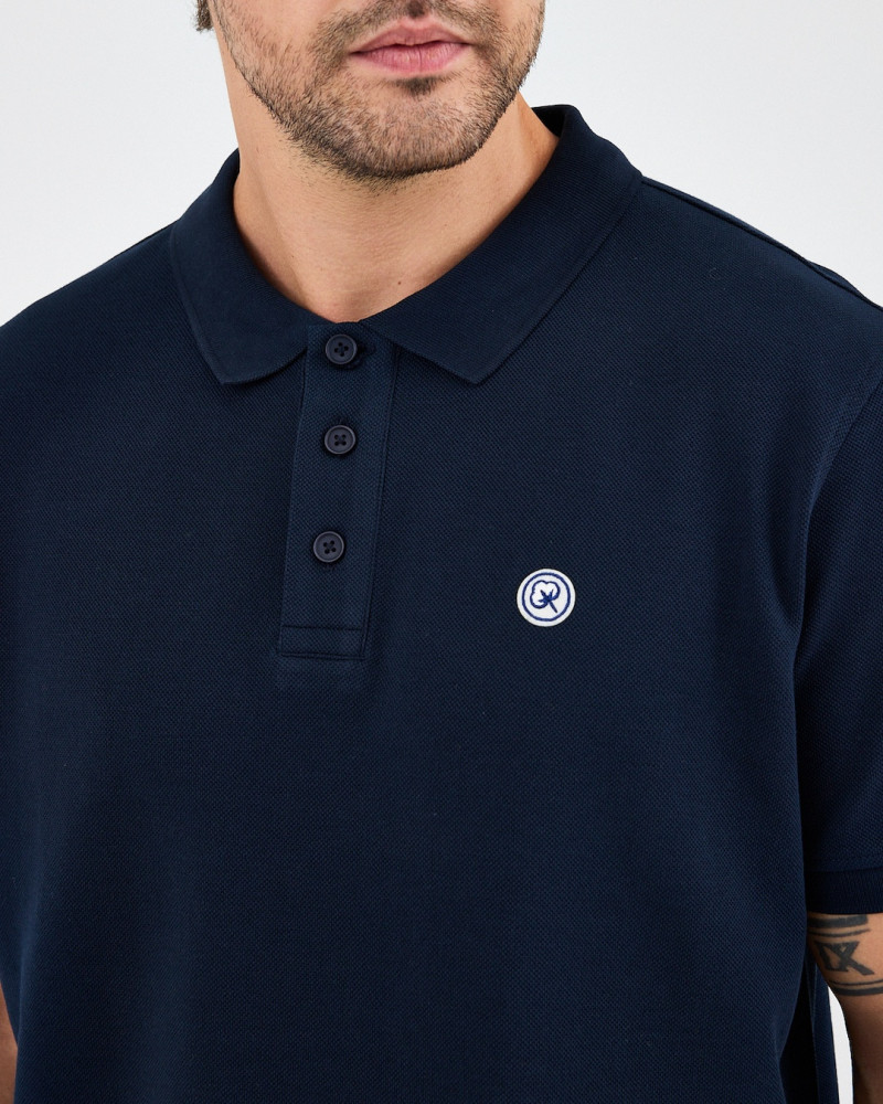 Polo Unisex con logo parche bordado | Colección "I AM A PATCH