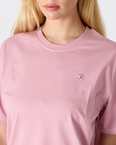 Camiseta Unisex con logo parche bordado | Colección "I AM A PATCH