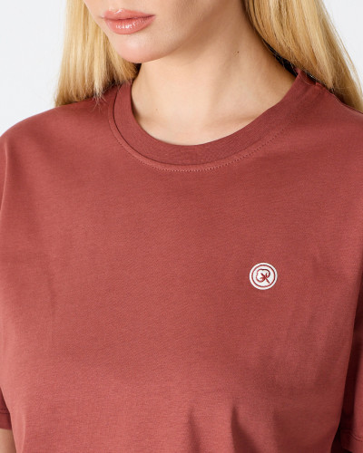Unisex T-shirt with embroidered logo patch | “I AM A PATCH” Collection