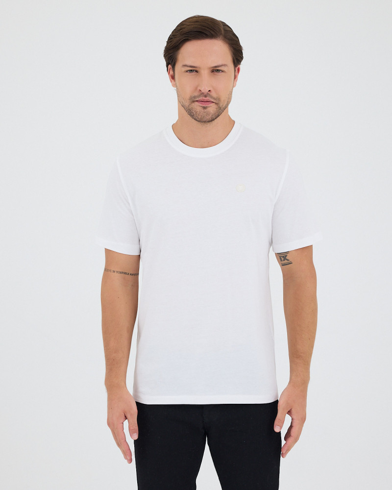 Unisex T-shirt with embroidered logo patch | “I AM A PATCH” Collection