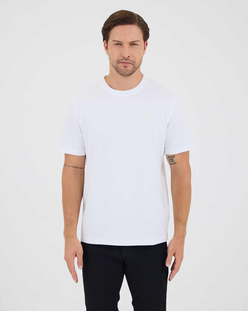 Unisex T-shirt with embroidered logo patch | “I AM A PATCH” Collection