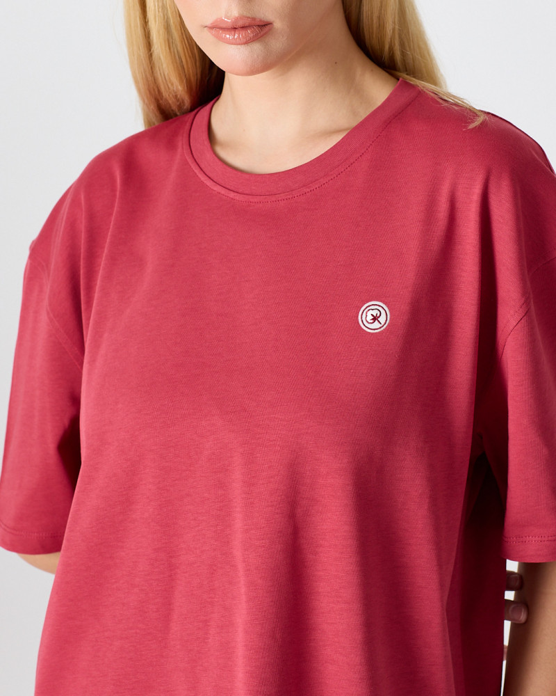Camiseta Unisex con logo parche bordado | Colección "I AM A PATCH