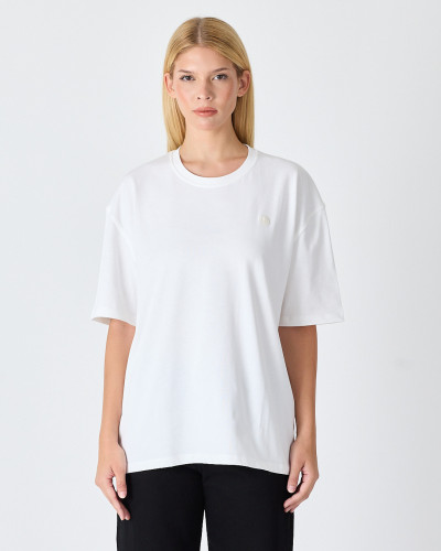 Camiseta Unisex con logo parche bordado | Colección "I AM A PATCH