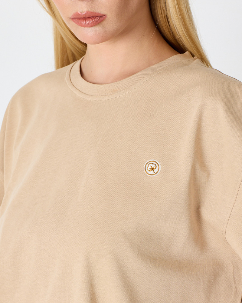 Unisex T-shirt with embroidered logo patch | “I AM A PATCH” Collection