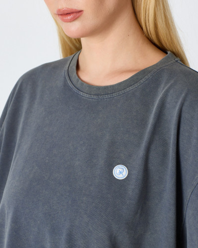 Camiseta Unisex con logo parche bordado | Colección "I AM A PATCH