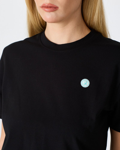 Unisex T-shirt with embroidered logo patch | “I AM A PATCH” Collection