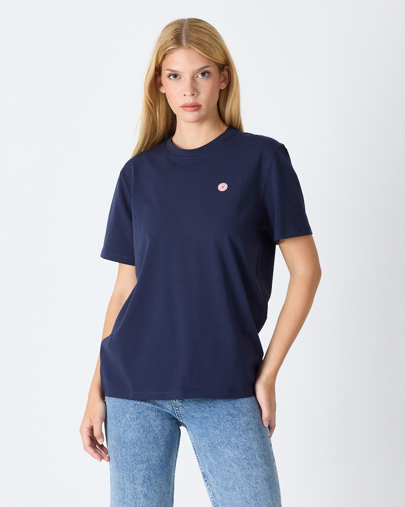 Camiseta Unisex con logo parche bordado | Colección "I AM A PATCH