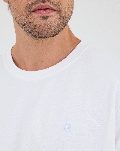 Camiseta Unisex con logo bordado al tono | Colección " I Wasn't here"