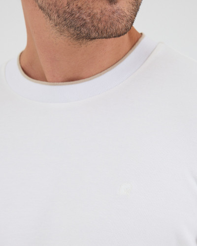 Camiseta Unisex con logo bordado al tono | Colección " I Wasn't here"