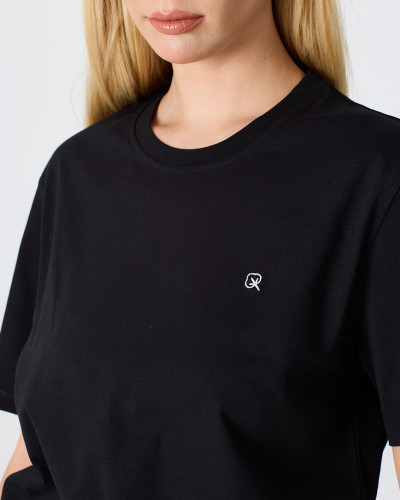 Camiseta Unisex con logo bordado al tono | Colección " I Wasn't here"