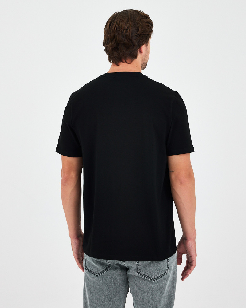Camiseta Unisex con logo bordado al tono | Colección " I Wasn't here"