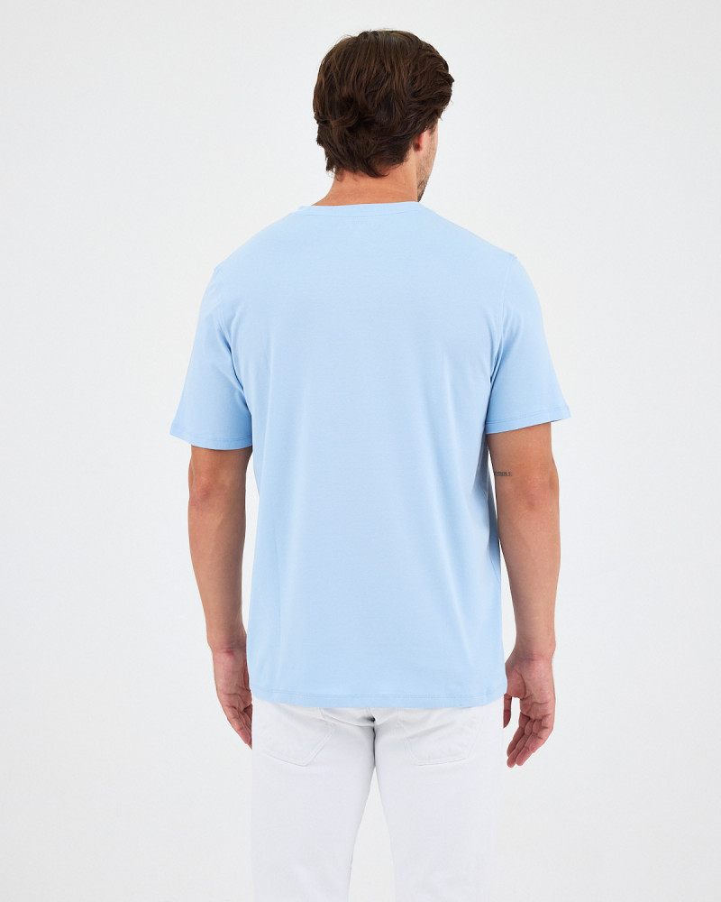 Camiseta Unisex con logo bordado al tono | Colección " I Wasn't here"