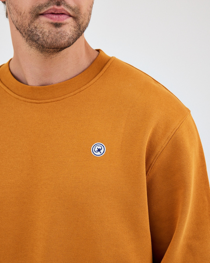 Unisex sweatshirt with embroidered logo patch | "I AM A PATCH" collection