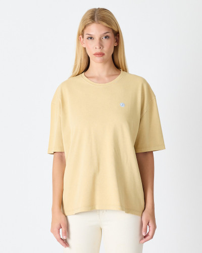 Camiseta Unisex con logo parche bordado | Colección "I AM A PATCH