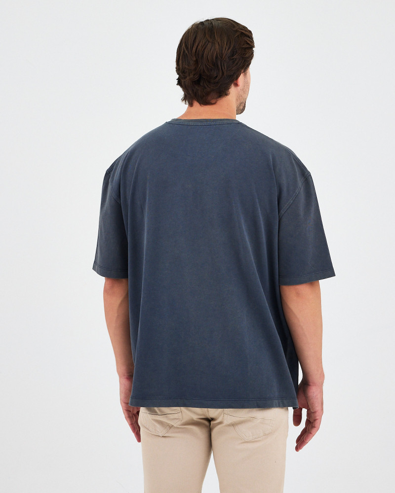 Camiseta Unisex con logo parche bordado | Colección "I AM A PATCH
